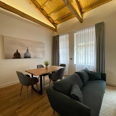 Apartment Prisma